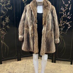 Beautiful Vintage Chudiks Birmingham Mid Length Raccoon Fur Coat